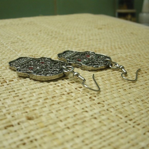 Pewter Sugar Skull Earrings - Picture 5 of 8